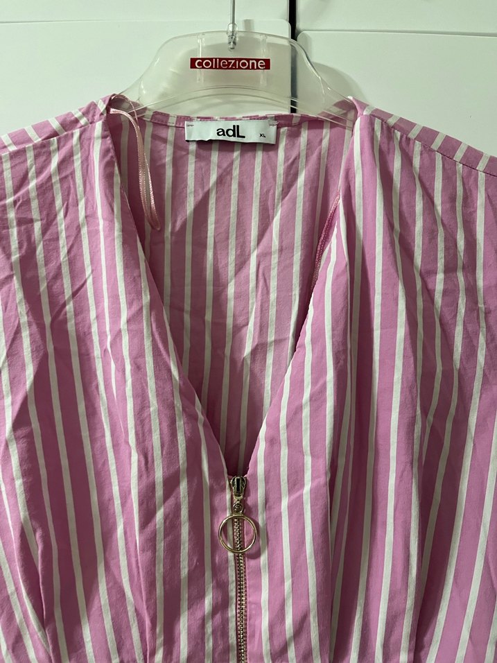 Pembe Çizgili V Yakalı Uzun Elbise - Görsel 3