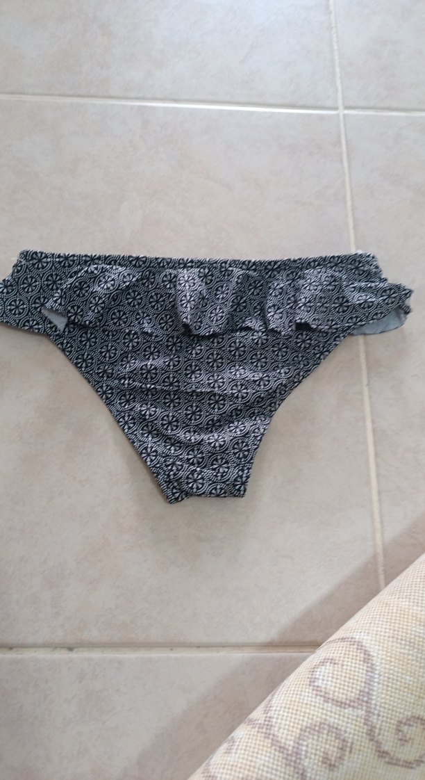 Gri Desenli Fırfırlı Bikini Altı - Görsel 2