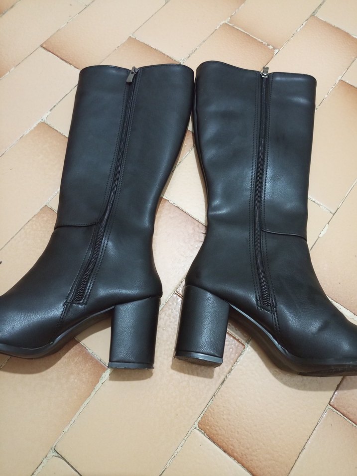 Siyah Deri  Kadın çizme - Görsel 3