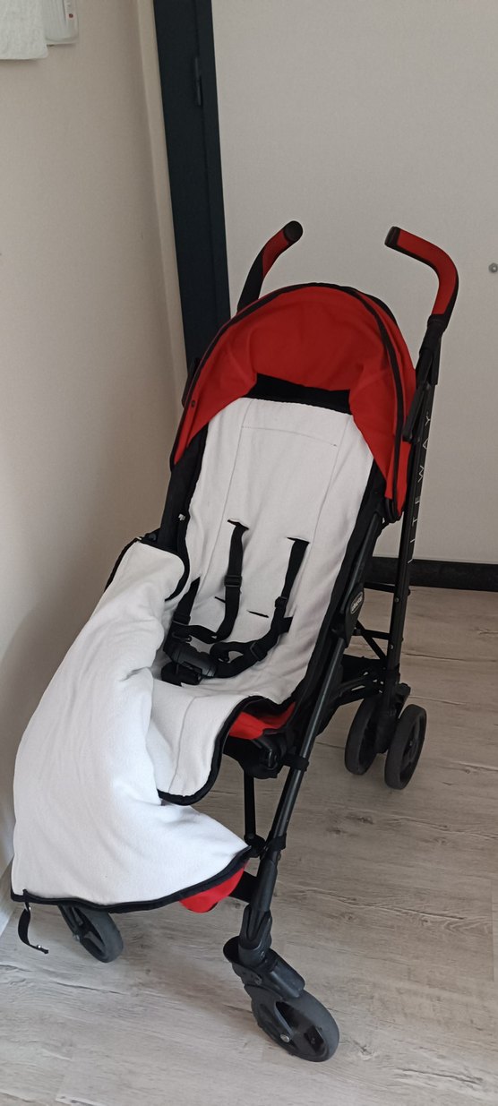 Koyu Kırmızı Bebek Arabası - Görsel 4