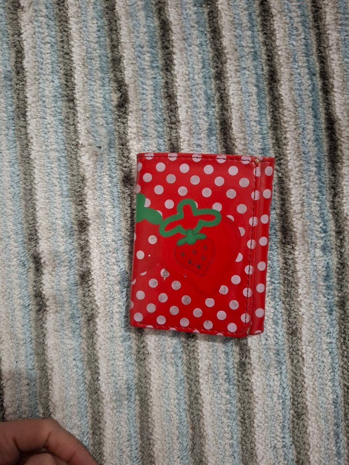 Kırmızı Desenli Cüzdan - Görsel 2