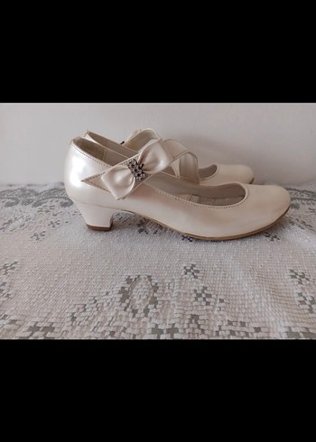 Kız Çocuk bej rengi Tokalı Babet Ayakkabı 35 Numara - Görsel 4