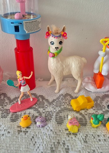 Pastel Pembe Figürler ve Oyuncak Seti - Görsel 4