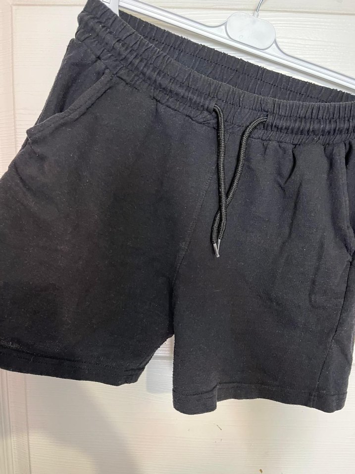 Siyah Pamuklu Rahat Mini Şort - Görsel 2