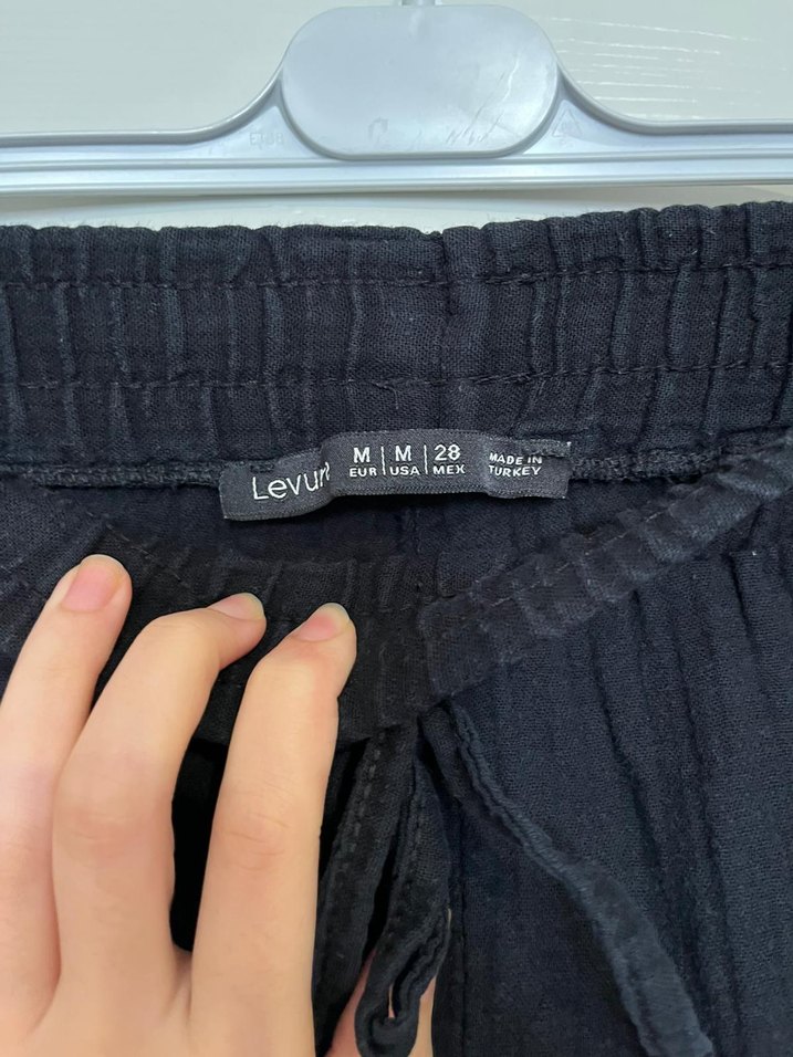 Kadın Siyah Keten Midi Bol Kesim Pantolon - Görsel 3