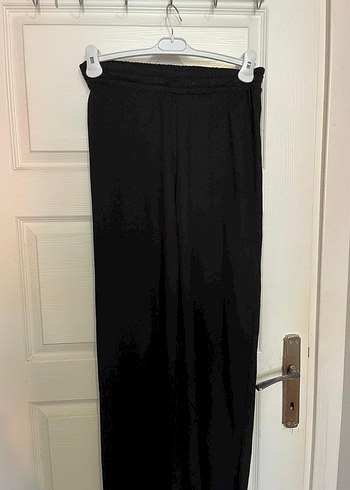 Kadın Siyah Pilili Uzun Kumaş Pantolon - Görsel 3