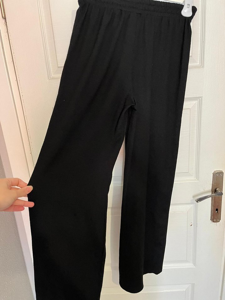 Kadın Siyah Pilili Uzun Kumaş Pantolon - Görsel 2