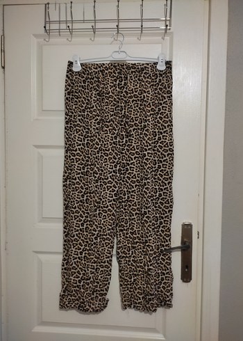 Kahverengi Leopar Desenli Bol Kesim Kadın Pantolon - Görsel 2