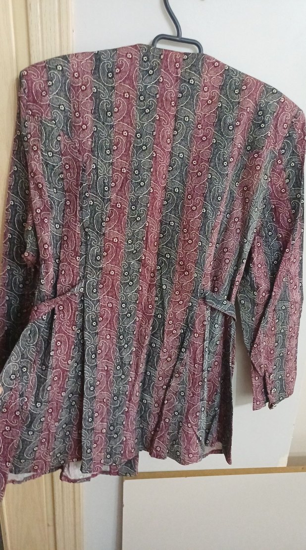 önünde düğmeli şık gömlek - Görsel 3