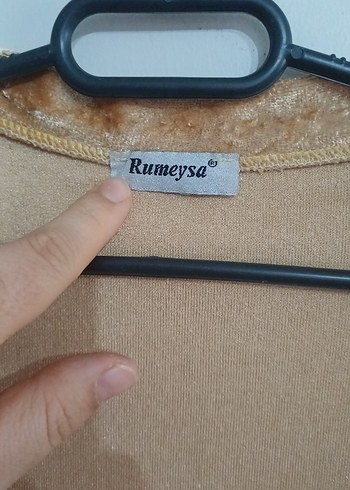 Bej Süet Mini Düğmeli V Yaka Kadın Hırka - Görsel 2