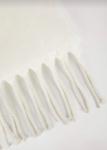 Püsküllü Beyaz Kadın Atkı - Görsel 2