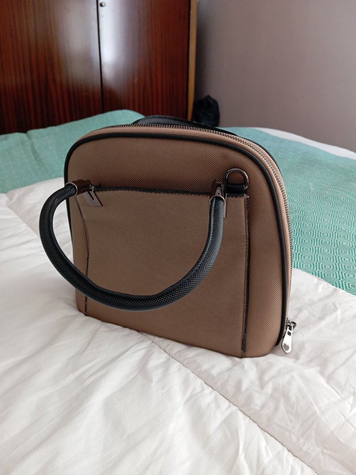 Bej Kadın Deri Fermuarlı Çanta - Görsel 3