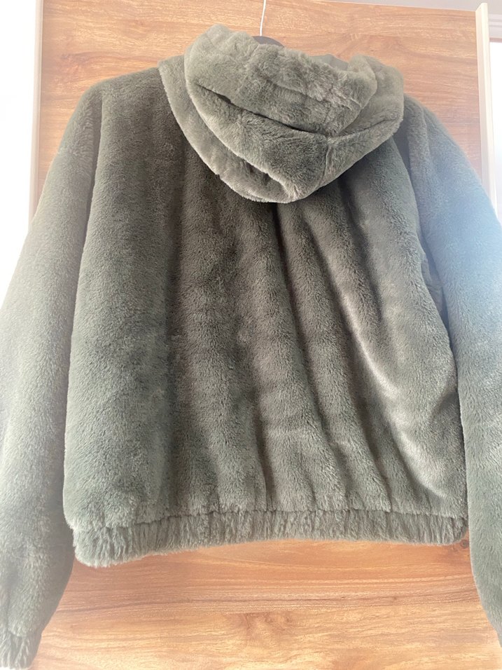 Zümrüt Yeşil Peluş Kadın Kapüşonlu Ceket - Görsel 3