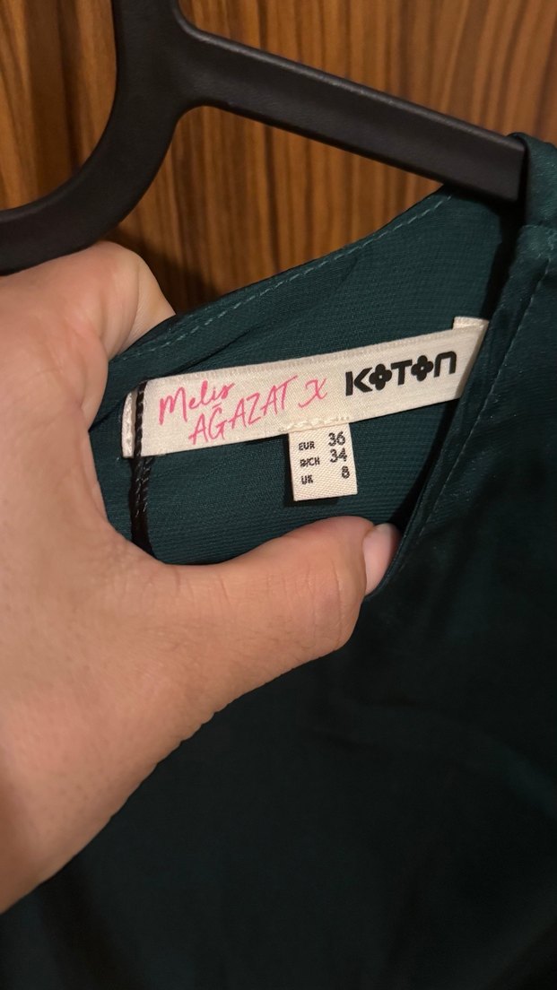 Etiketli Yeşil Kadın Saten Bluz - Görsel 3