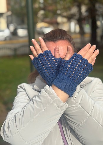 Dantel Detaylı Mavi Örgü Kadın Eldiven - Görsel 4