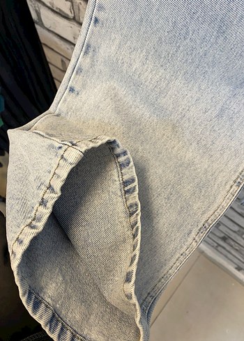 Geniş Kesim Bağlamalı Midi Kot Pantolon her bedeni mevcuttur - Görsel 3