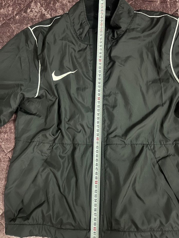 Nike Siyah Fermuarlı Yağmurluk - Görsel 5