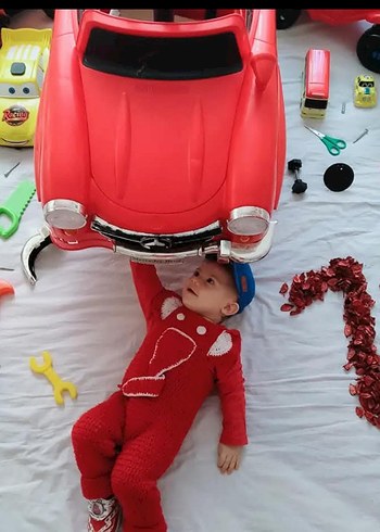 Kırmızı Örgü Bebek Tulumu - Görsel 2