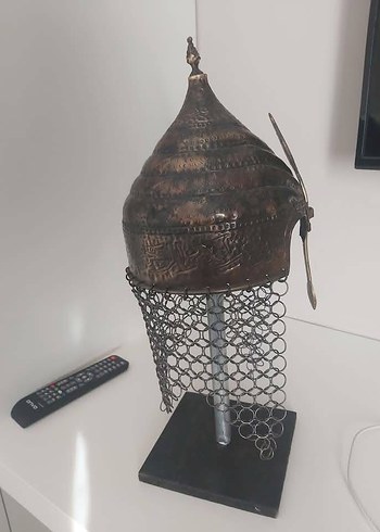 Gri ve Altın Vintage Zincirli Metal Kask miğfer - Görsel 6