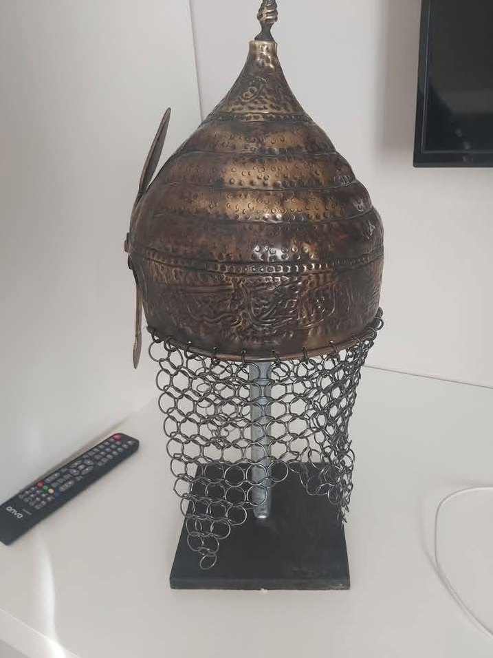 Gri ve Altın Vintage Zincirli Metal Kask miğfer - Görsel 2