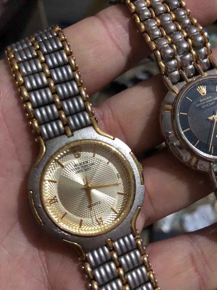 Altın ve Gri Klasik eski model sıfır rolexler - Görsel 5