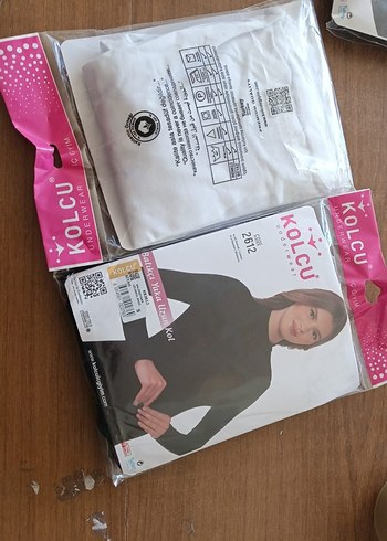 Kız Çocuk Baskılı Beyaz Bolero - Görsel 2