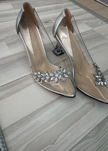 Beyaz Rugan Stiletto Topuklu Kadın Abiye Ayakkabı - Görsel 2