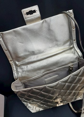 Altın Renkli Deri Kadın Çanta - Görsel 6