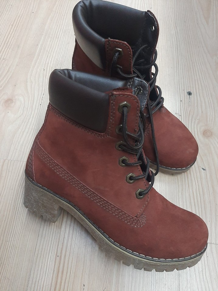 Kahverengi Süet Bağcıklı Kadın Bot - Görsel 2