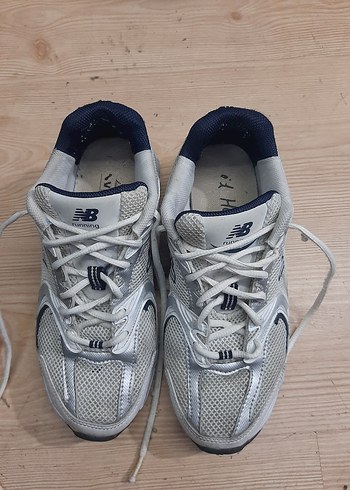 New Balance Beyaz Gri Spor Ayakkabı - Görsel 2