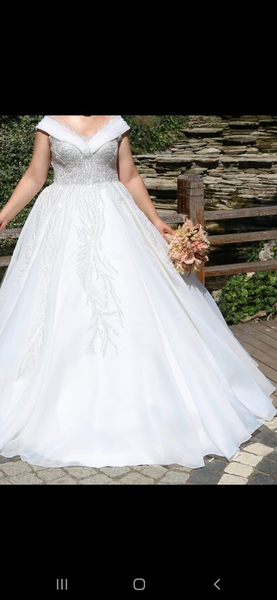 Klasik Beyaz Straplez taş işlemeli Prenses Gelinlik (44/46) - Görsel 2