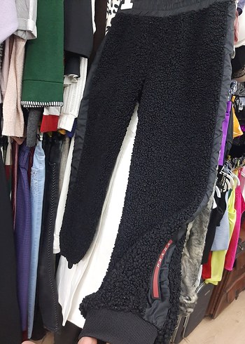 prada Kadın Siyah Peluş Rahat Paça Pantolon - Görsel 3