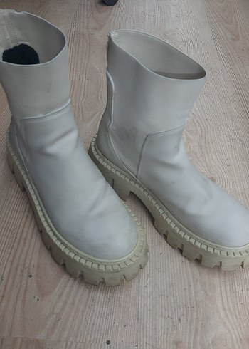 Beyaz Kadın Platformlastik Bot - Görsel 6