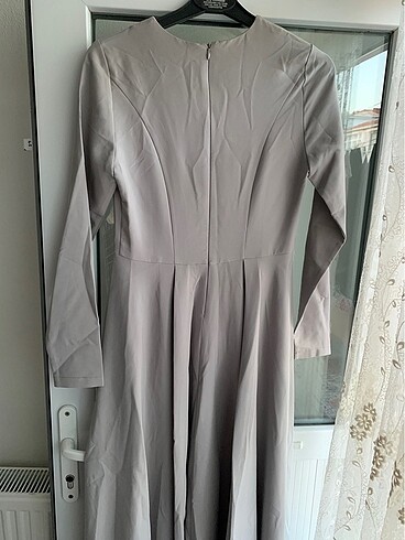 Gri elbise - Görsel 2