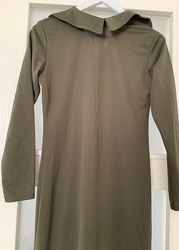 Yeşil elbise - Görsel 2