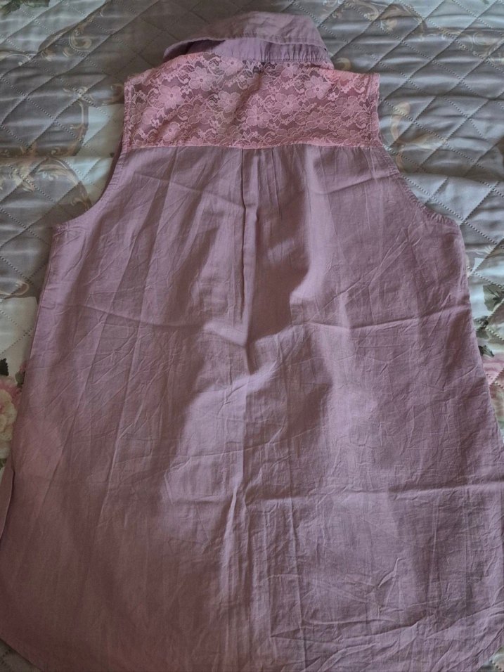 Pembe Tül Detaylı Düğmeli Kolsuz Gömlek - Görsel 3