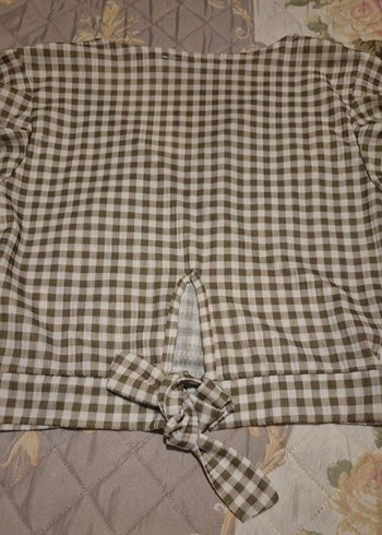 V yaka kısa kollu bağlamalı ekose bluz - Görsel 4