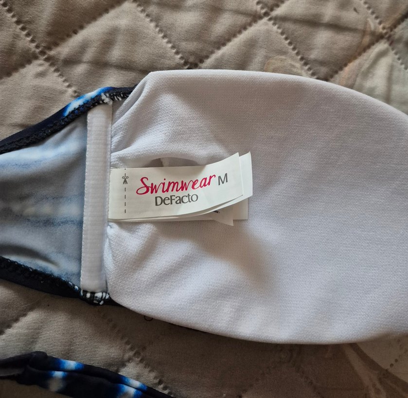 Kadın Mavi Bağlamalı Bikini Üstü - Görsel 5