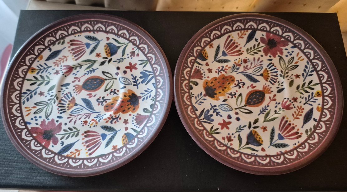 Kahverengi Seramik Kahve Fincanları ve Tabakları - Görsel 5