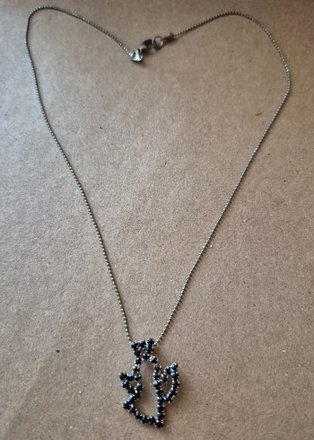 Siyah Taş İşlemeli Zincir Detaylı Midi Melek Kolye - Görsel 2