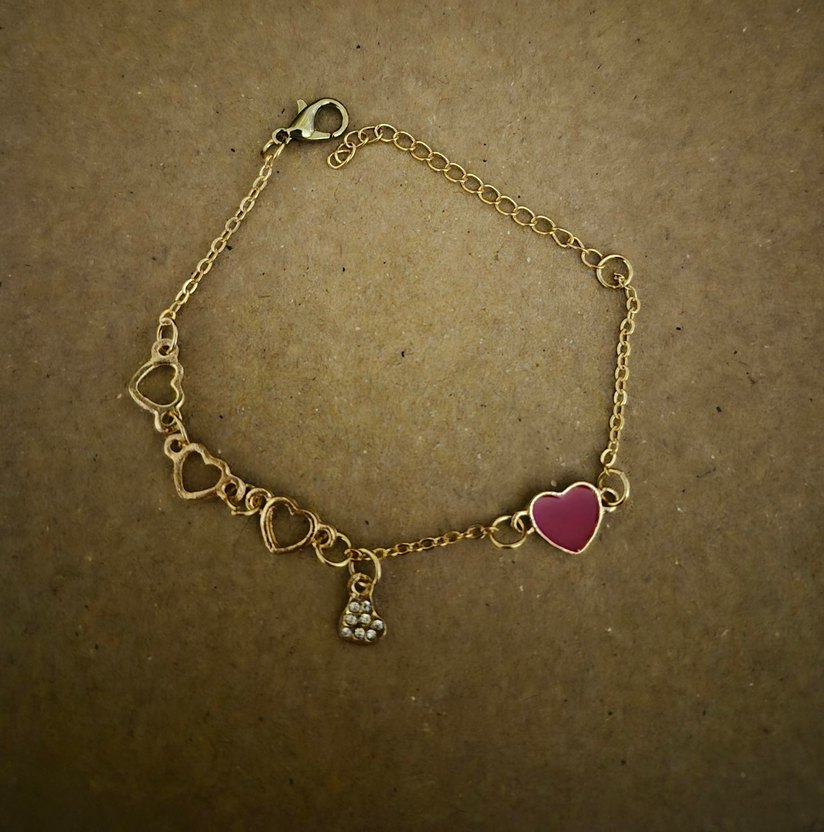 Altın Renkli Zincirli Kadın Bileklik - Görsel 2