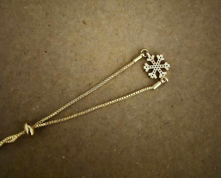 Altın Renk Zincir Detaylı Kadın Bileklik - Görsel 4