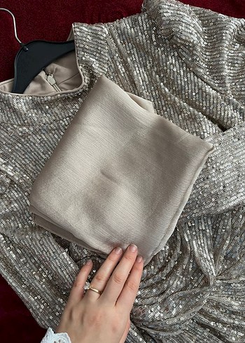 Altın Renkli Uzun Kollu Henna Elbise - Görsel 3