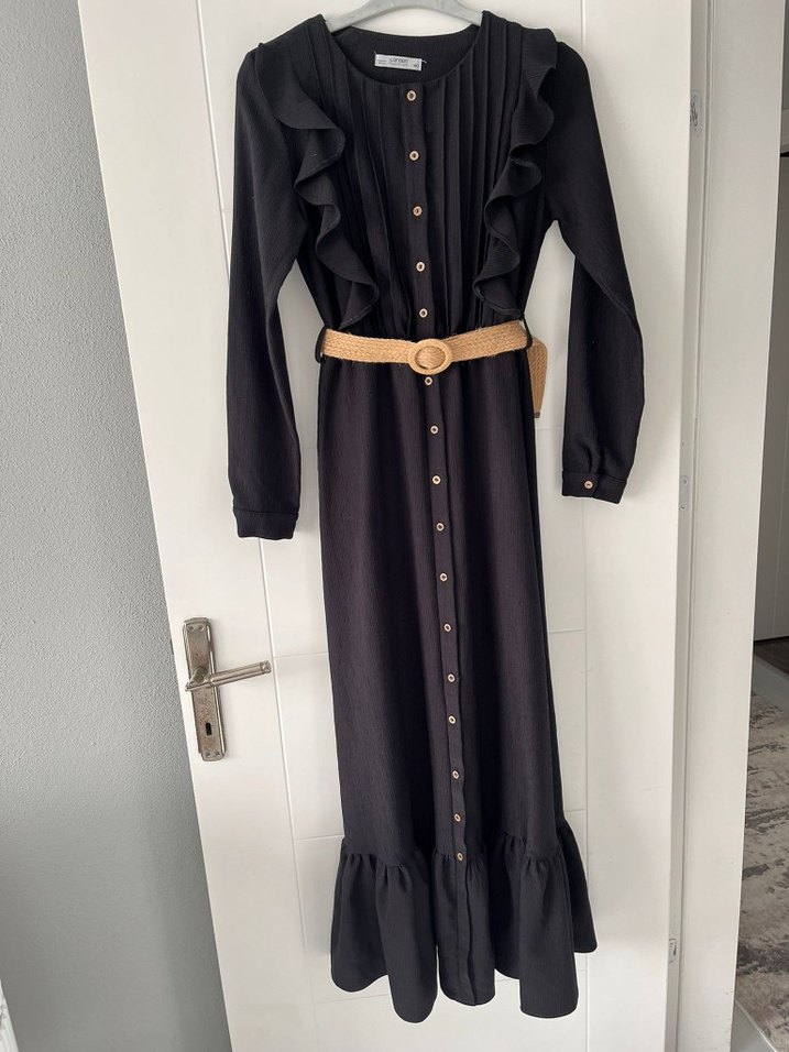 Kadın Siyah Uzun Fırfırlı Elbise - Görsel 3