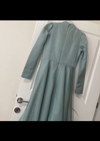 Gri İşlemeli Uzun Kollu Uzun Abiye Elbise - Görsel 3