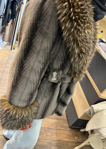 Kahverengi Kürklü Uzun Kadın Kaban - Görsel 3