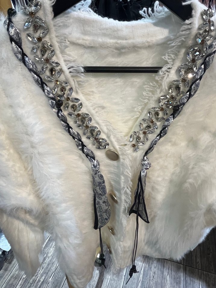 Beyaz be Siyah Fular detaylı Uzun Kollu Bohem Hırka - Görsel 3