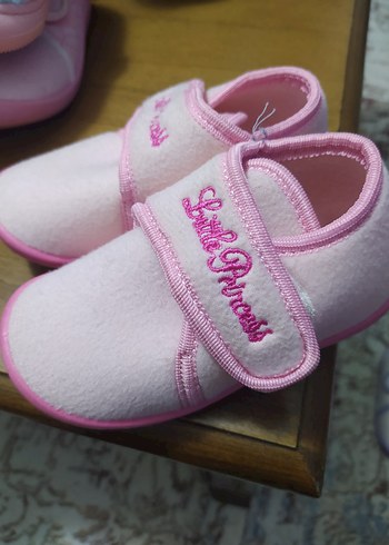 Kız Çocuk Pembe Sıcak Ev Terliği - Görsel 2