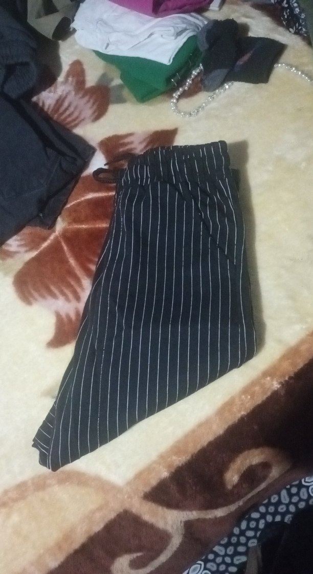 Kadın Siyah Çizgili Pilili Midi Pantolon - Görsel 2