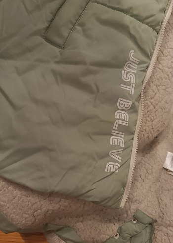 LCW Kids Kapüşonlu Kız Çocuk Mont - Görsel 4